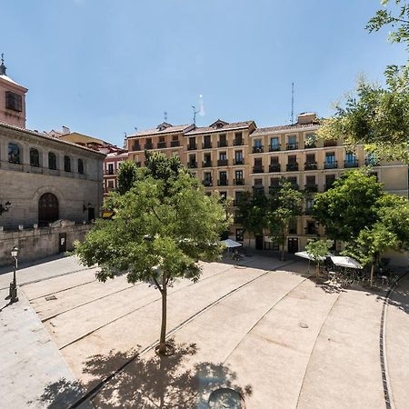 شقة Plaza Paja Arrendamiento De Temporada مدريد المظهر الخارجي الصورة